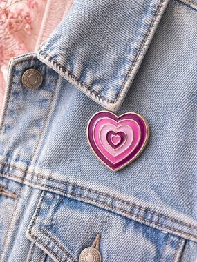 Purple Layered Heart Enamel Pin Y2K Retro Gold Outline Brooch NEW